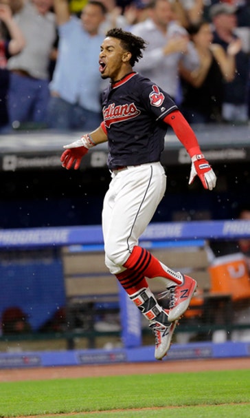 Lindor's home run in 10th inning lifts Indians past Toronto (Jul 22, 2017)